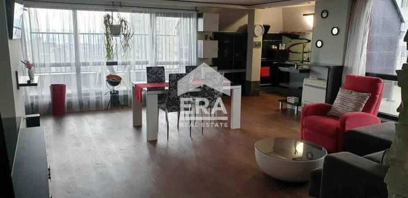 Продава се Двустаен апартамент в Варна, Левски - 109 кв.м за 2045 €/кв.м - Снимка #1