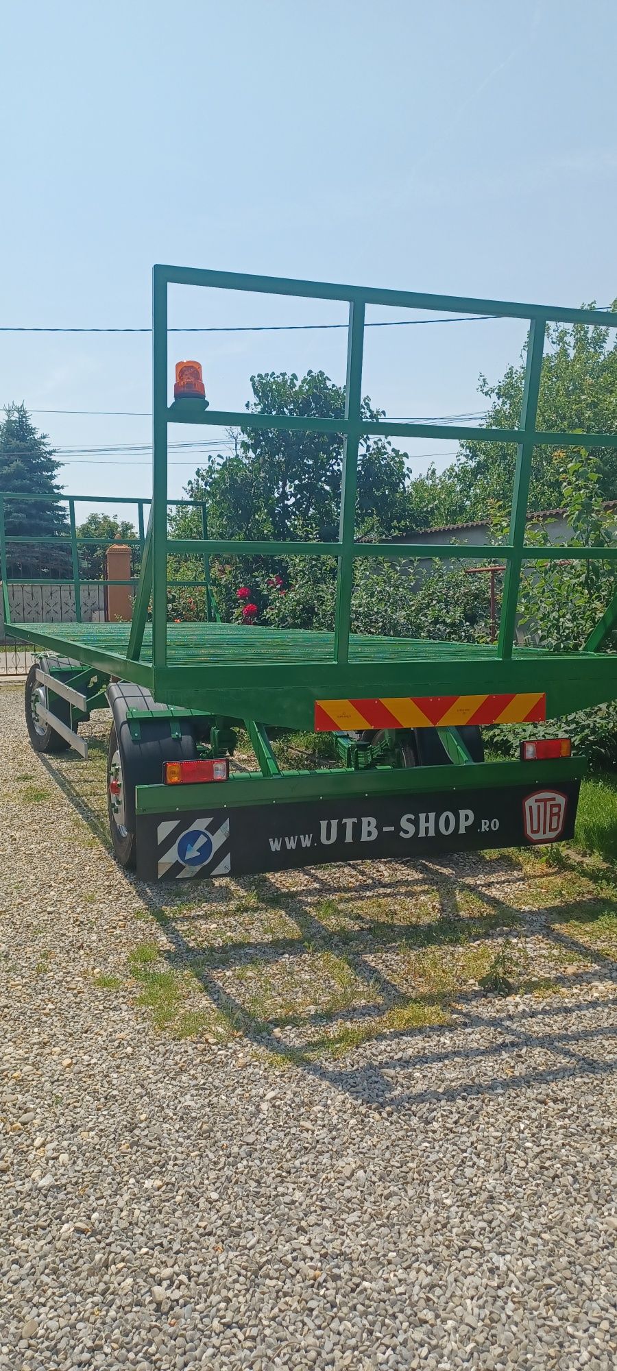 Platformă  Remorca Trailer Baloți 8m