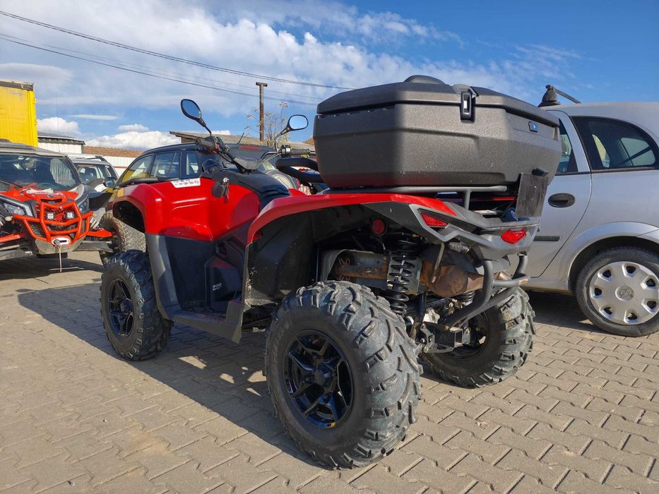 Can-Am Outlander MAX DPS 700