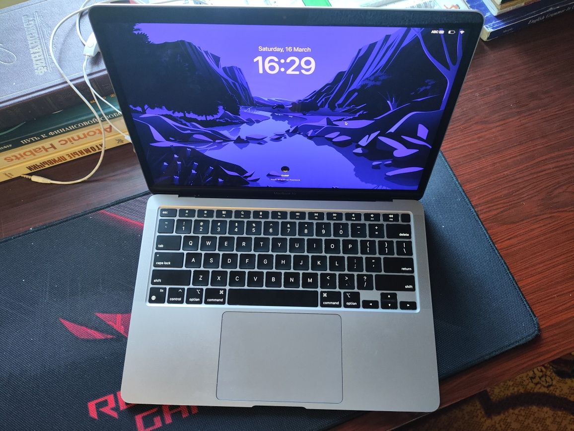 ВНИМАНИЕ! Продается MacBook Air m1