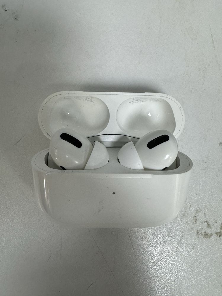 Наушники Airpods Pro