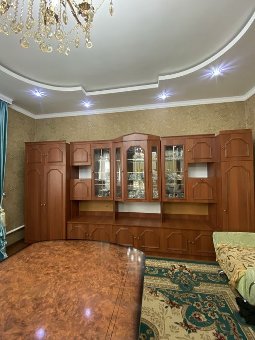 Стенка сатылады.Бағасы 50 000.