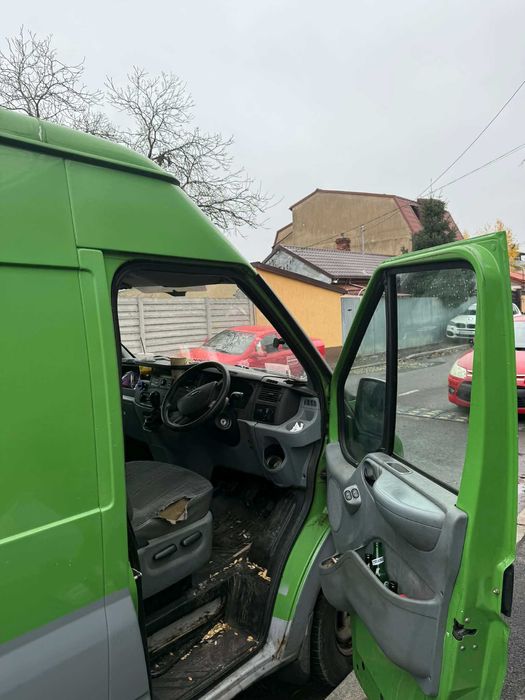 Ford transit 2.4 l 100 cp an 2010