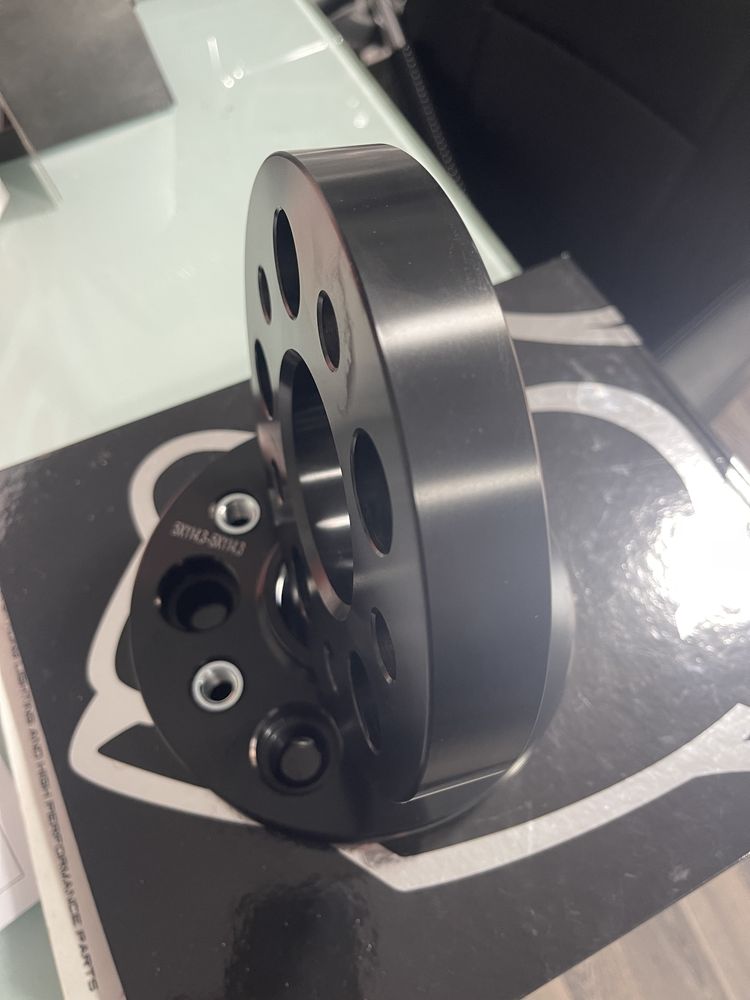 2 Distantieri 25 mm Dacia Duster 5x114.3