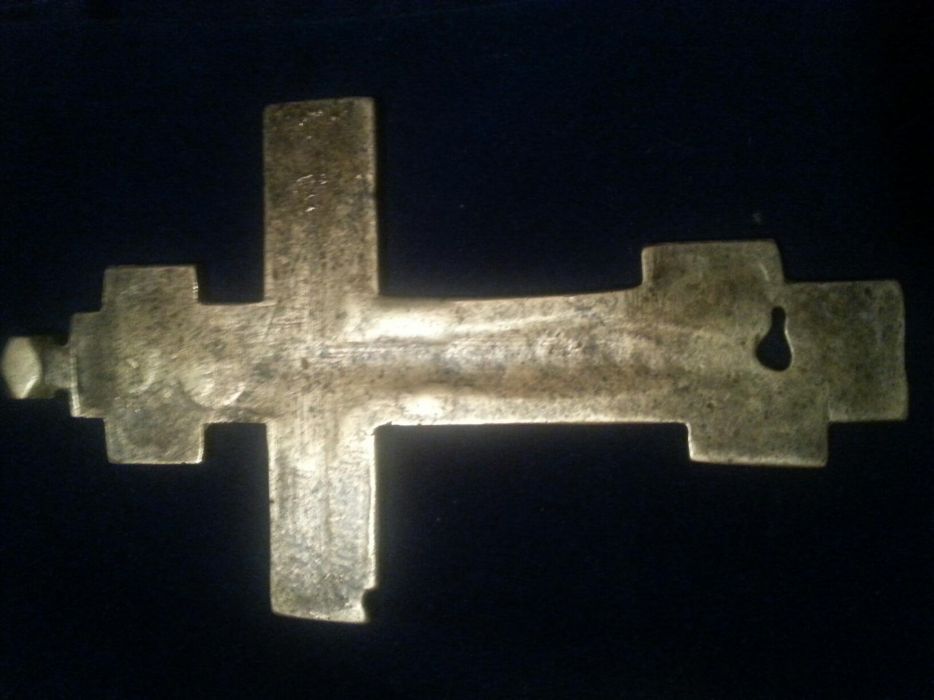 Crucifix bronz