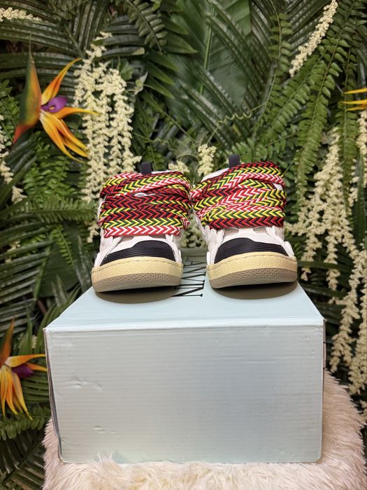 Lanvin Curb Suede White Grey