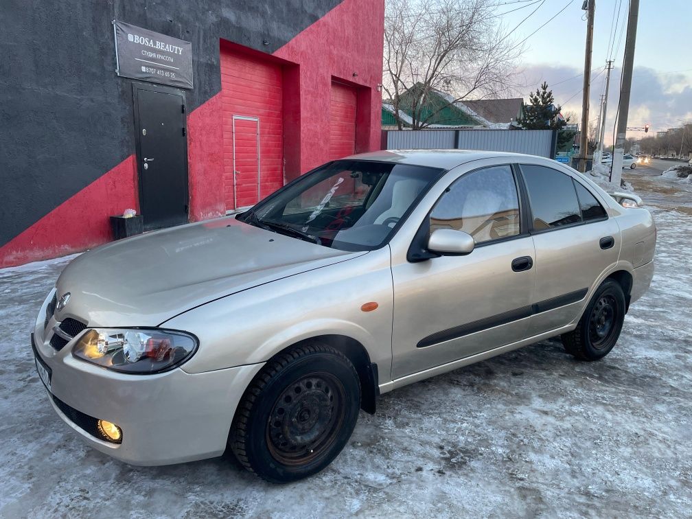 Продам машину Nissan almera 2004 года