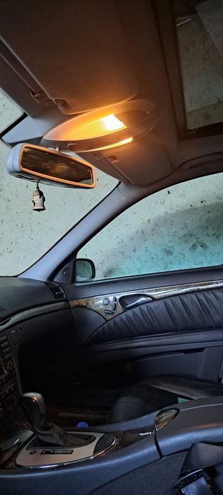 Мерцедес - Benz Е 350 Авангард 4matik Подгрев Обдухване Масаж Газ