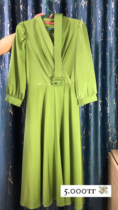 Продам платье