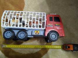 Camion jucărie transport animale