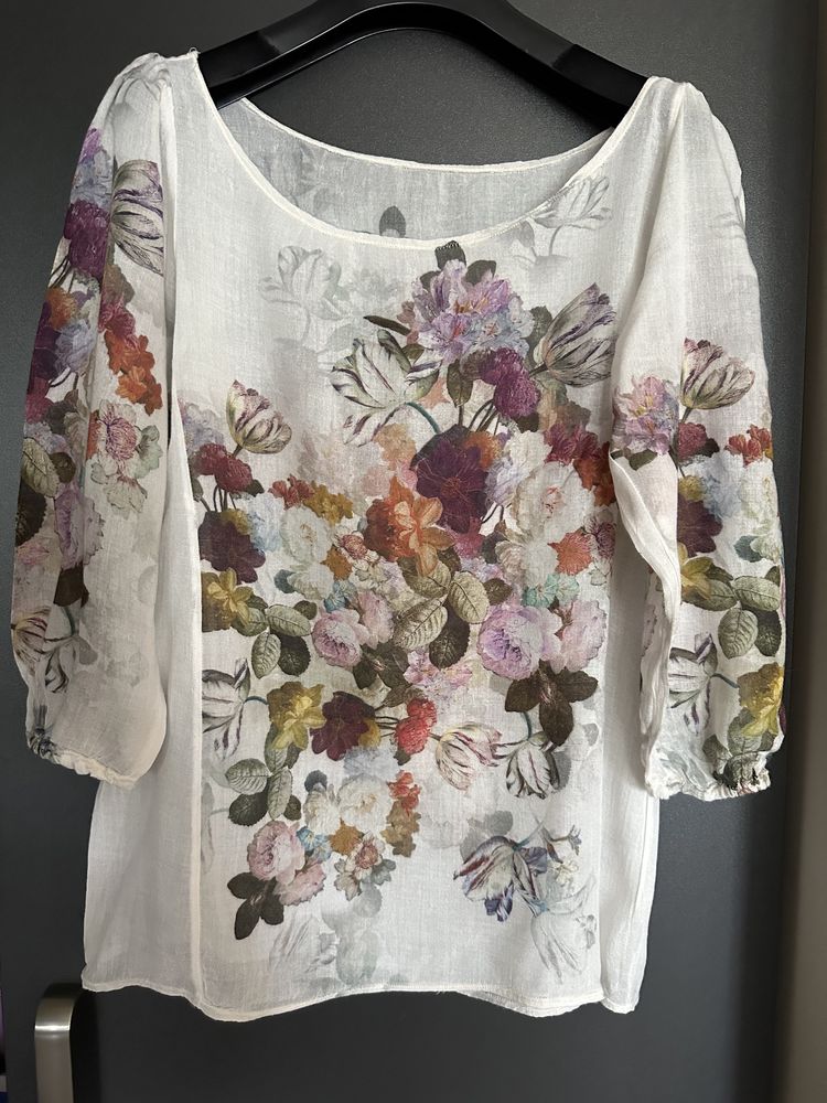 Флорална тънка блузка,размер М