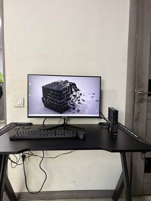 МиниПк Lenovo ThinkCentre 24 manitor