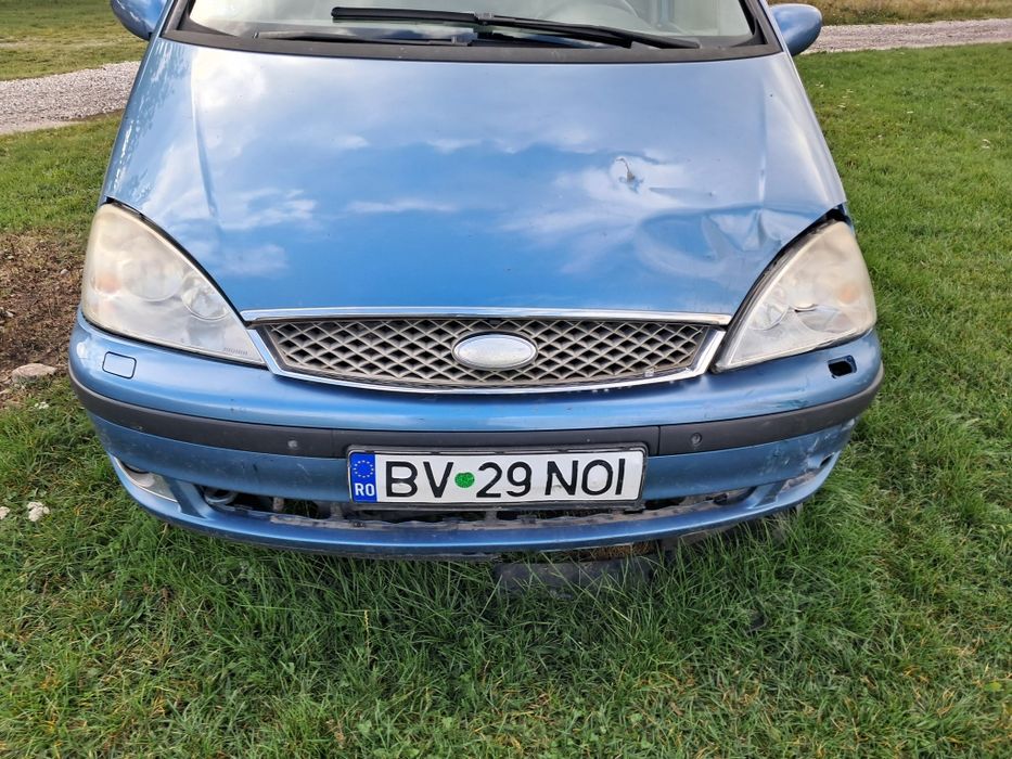 Ford galaxy avariat