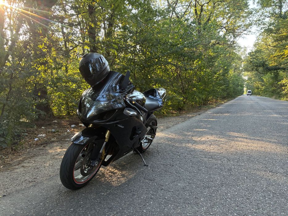 SUZUKI Gsx R 600