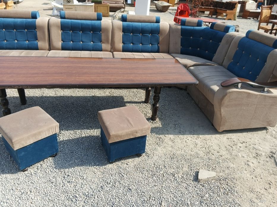 Уголок котта сотилади