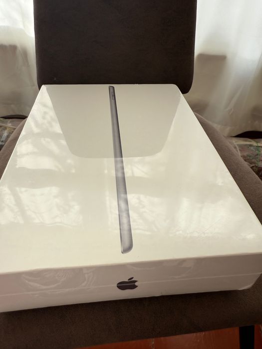 Продается новый Планшет Ipad