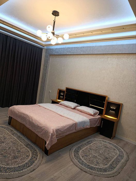 Chilonzor metro.  Davr bank yonida