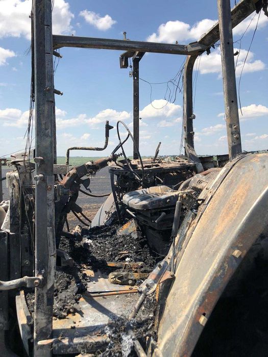 Dezmembrerz combina John Deere 1072 si Tractor John deere 7710