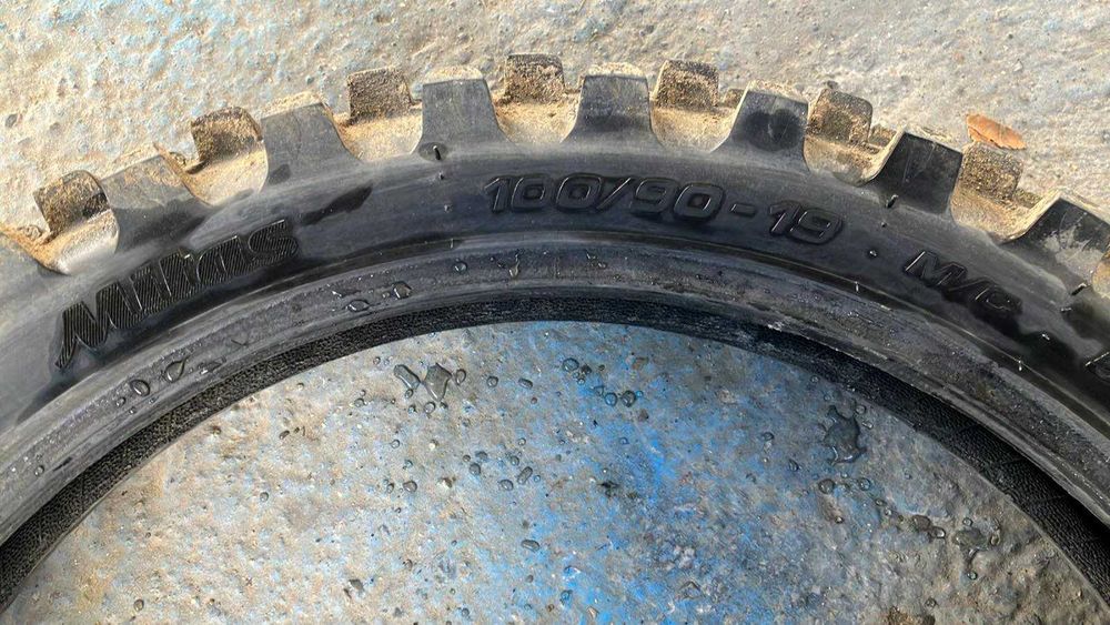 мото гуми 100/90-19 и 110/90-19