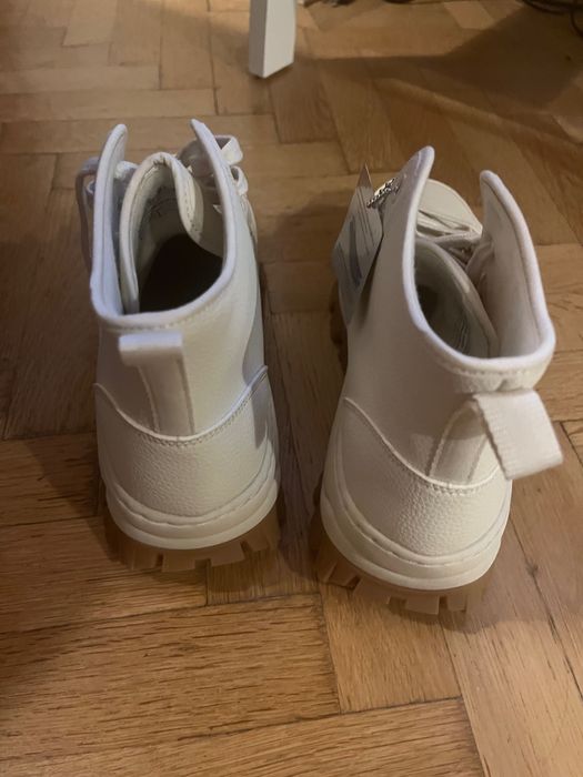 Ghete superbe Skechers