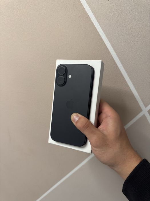IPhone 16 100% bat garantie 128GB, full box, Neverlocked impecabil