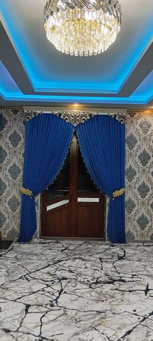 Mehmon xona uchun parda sotiladi