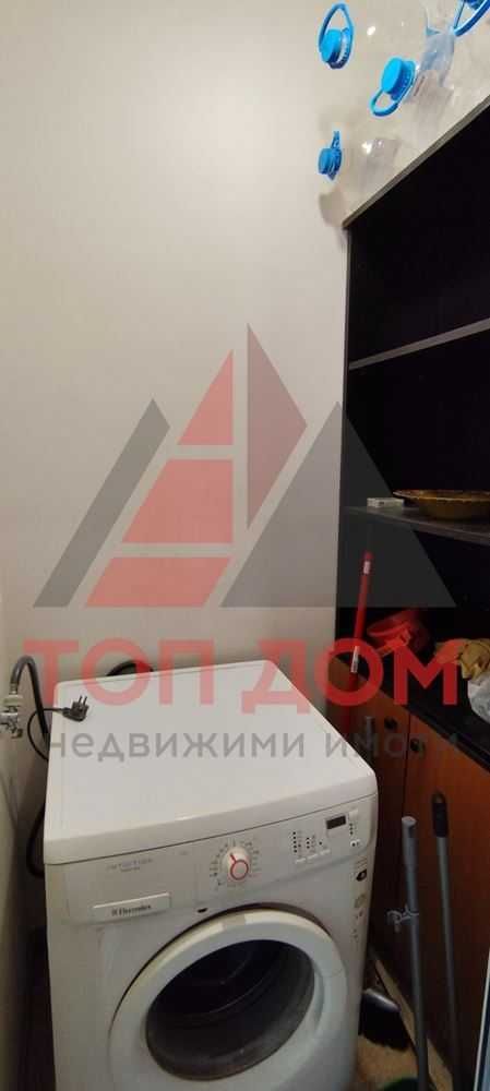 Двустаен! кв. Левски! Трети етаж! ПАРКОМЯСТО! Код 75065