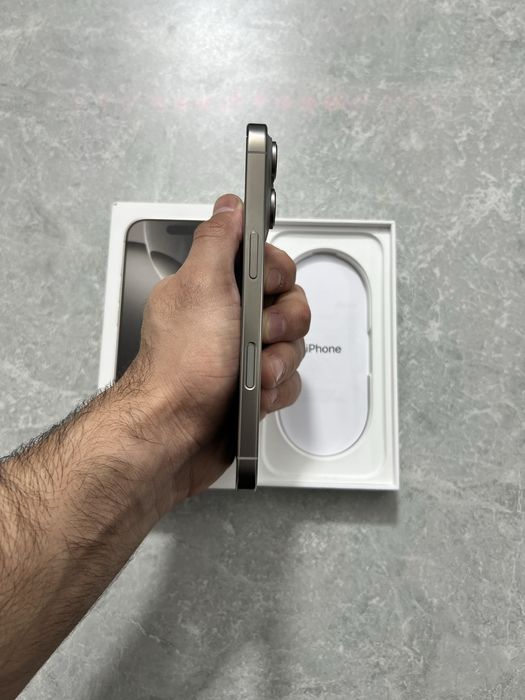 iPhone 16 Pro 128GB Natural Titanium