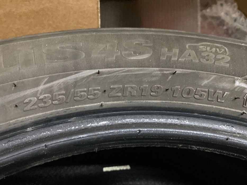 235/55 ZR19 105W KUMHO всесезонни гуми