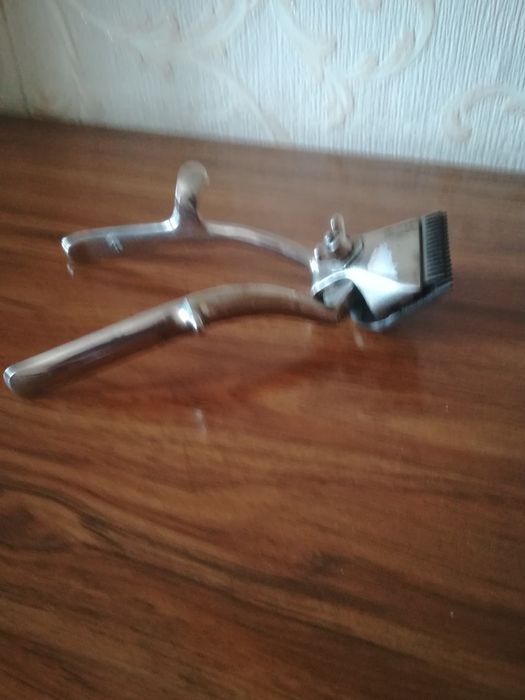 Продам саринную машинку для стрижки волос