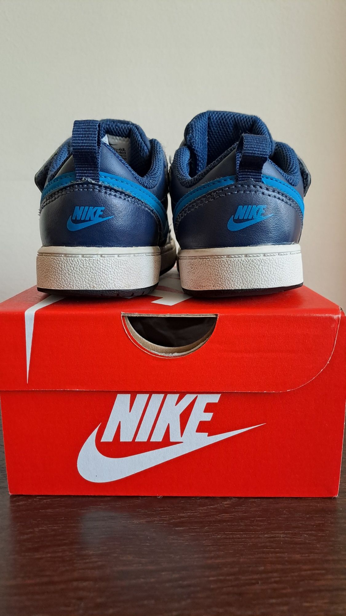 Детски маратонки NIKE 26