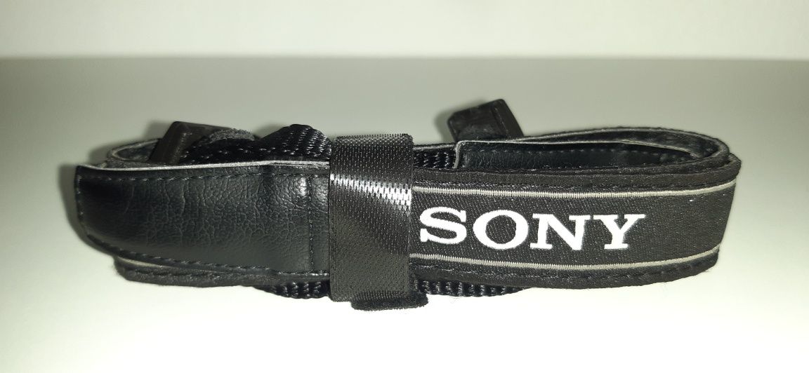 Curea aparat foto Sony alpha
