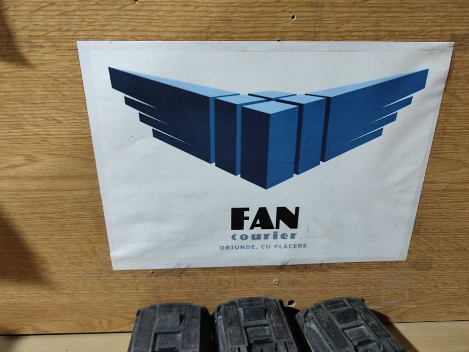 BOSCH 4.0Ah 18V acumulator baterie sursa autofiletanta bormasina