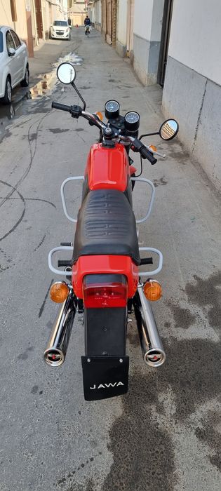 Мотоциклы ява сотилади