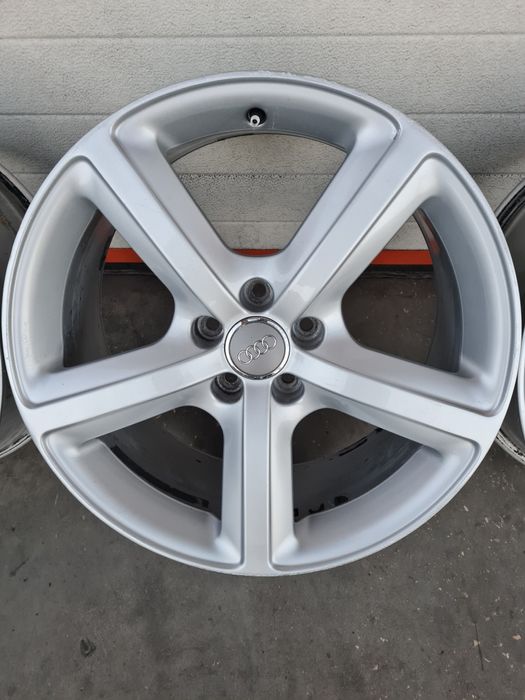 Оригинални джанти за АУДИ AUDI Q5 R19 5x112 ET39 8J