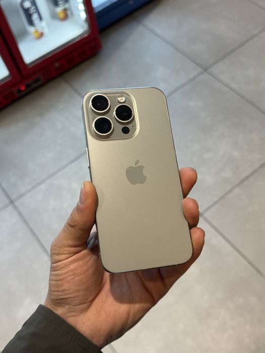 Iphone 15 pro ayfon