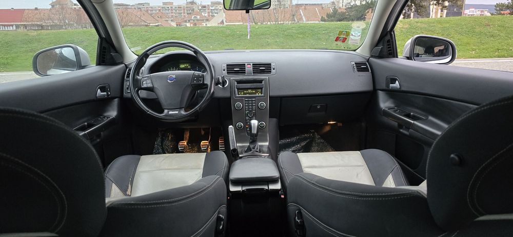 ///VOLVO C30 R DESIGN FACELIFT/// An 2011/// 1.6 Diesel///