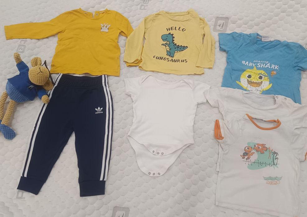 Lot hainute baieti marimea 80-86