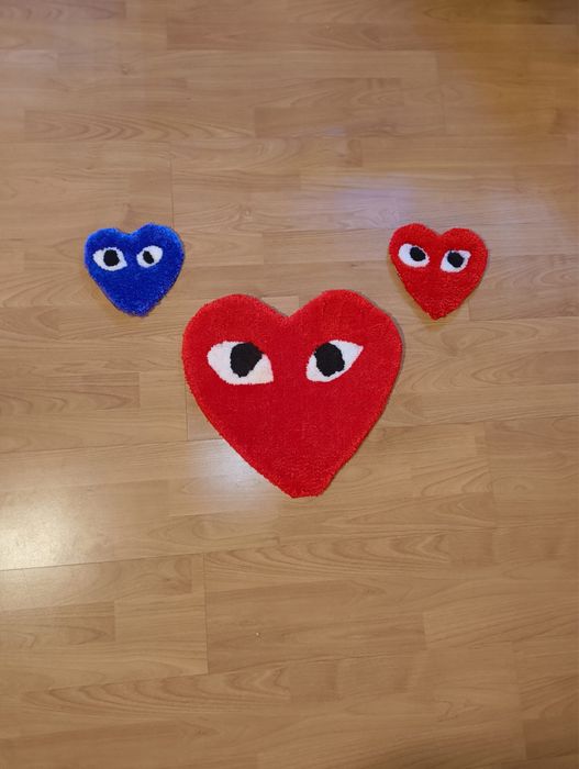 Covor Comme Des Garcons