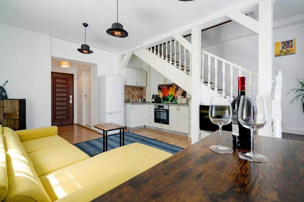 Apartament superb 4 camere, scară interioară: Central București Unirii