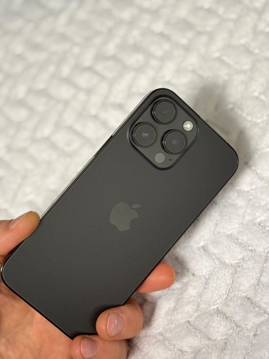 Iphone 14 Pro Max plus Watch Ultra 1