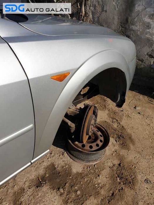 Aripa Dreapta Fata Ford Mondeo MK 3 2000 - 2007 Culoare 60