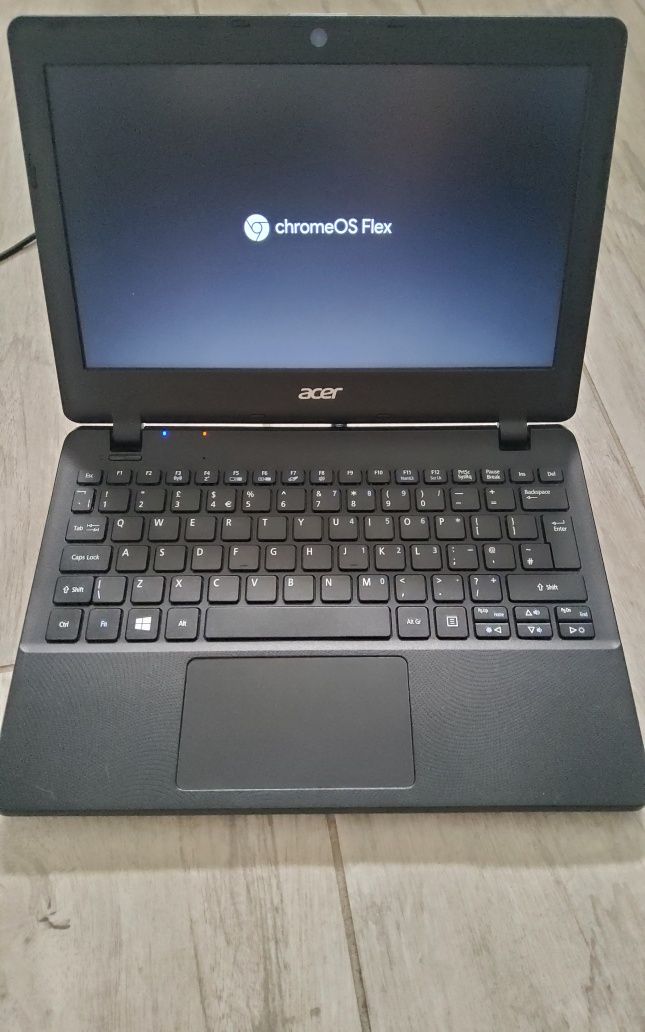 Laptop Acer ES 1 - 111 functional