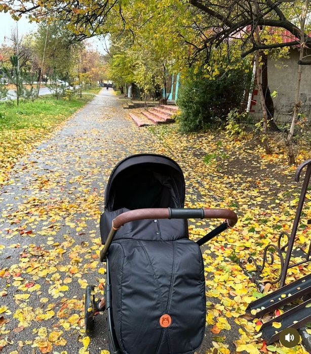 Детская коляска в отличном состоянии