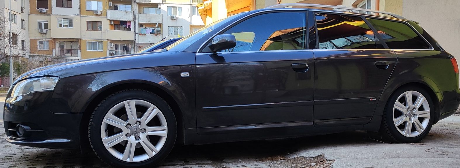 Ауди А4-2.0TDI-140k.-8кл.-6ск. S-Line-2008г.