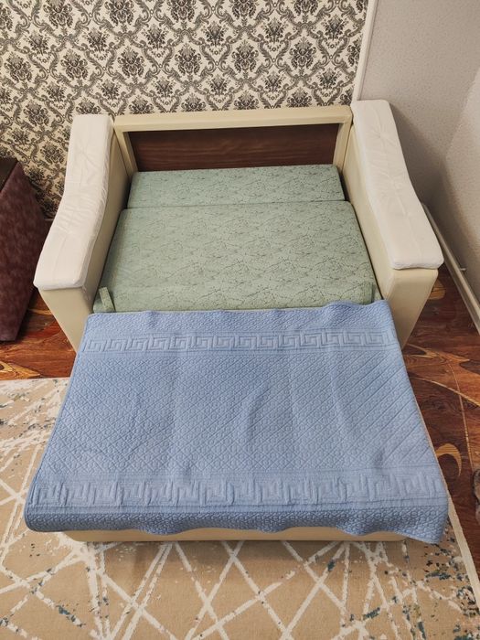 продаю мини диван