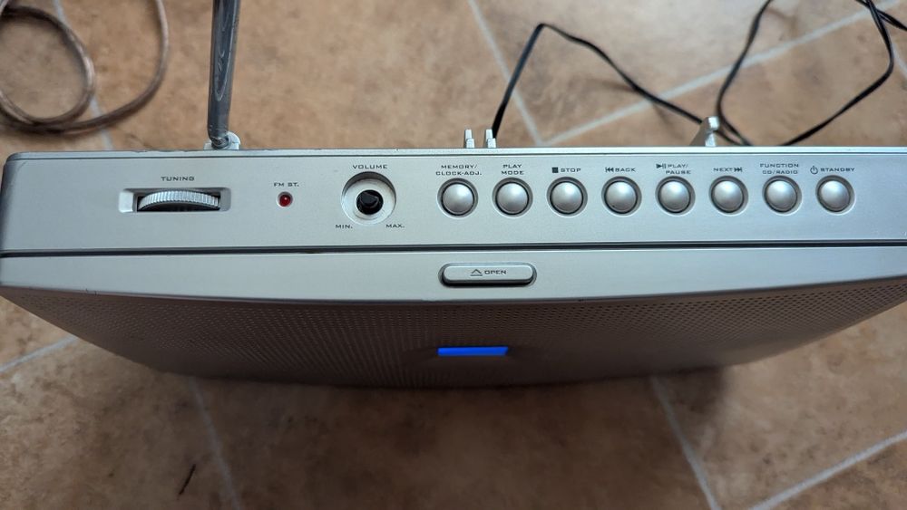 Radio cd adio TCM 228045