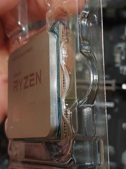 AMD Ryzen 9 3900X, 12-ядрен, AM4