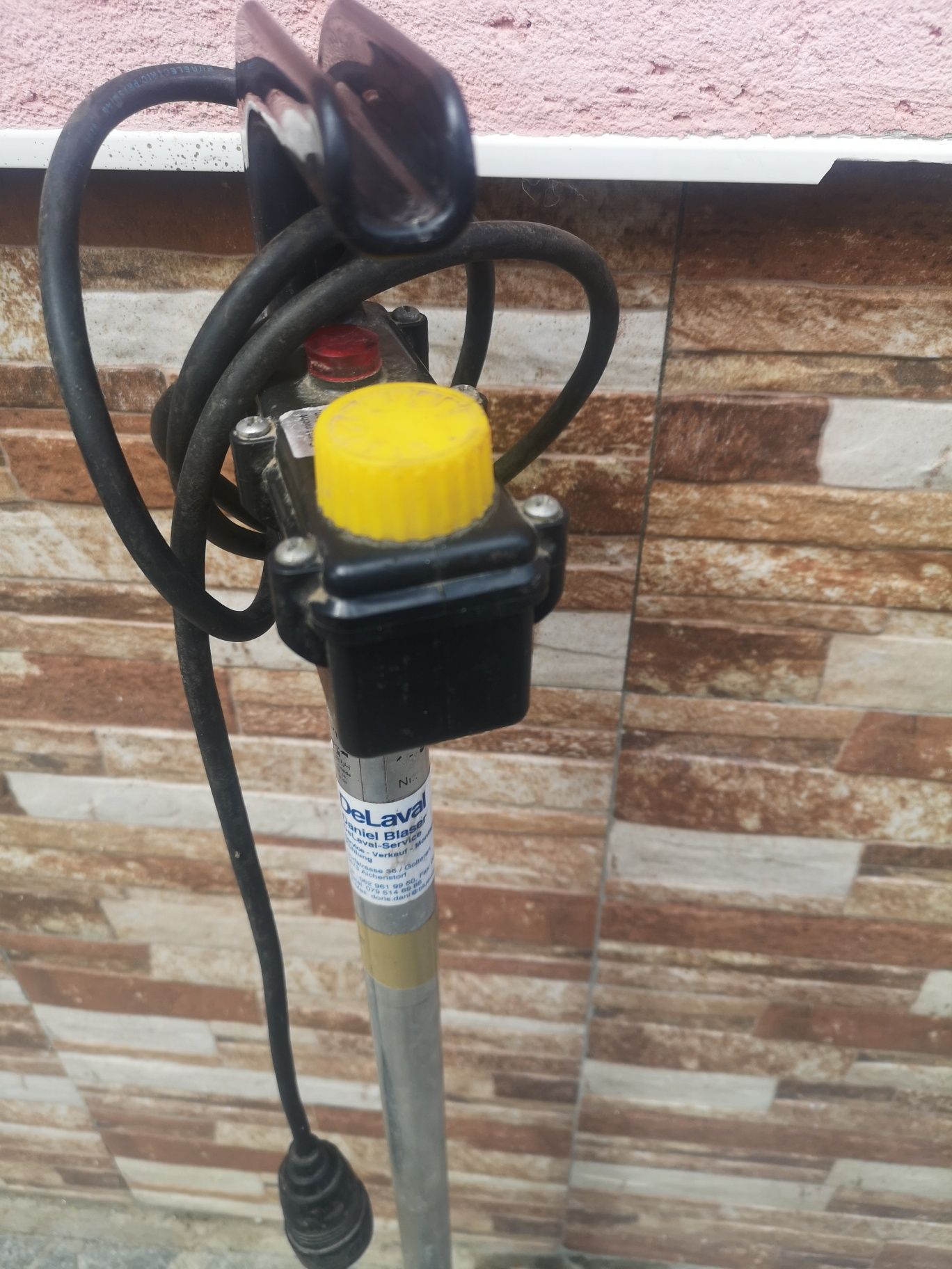 Немски Отоплител 220V2300W За Мляко