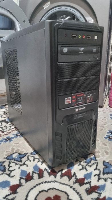 Компютер кейси Диководи билан